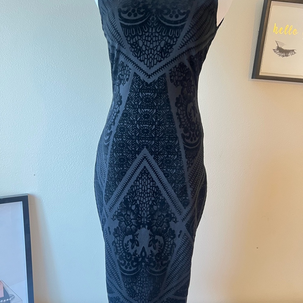 Bar III 0852 Womens Velvet Trim Back Slit Halter Party Dress, Deep Black, M - Picture 5 of 8